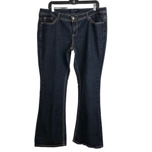 Earl Jeans Blue Average Denim Women’s Size 17 Boot Cut Embroidered Flap Pockets